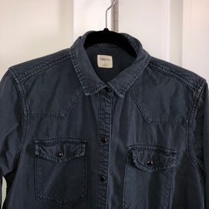 Gap button down shirt western style